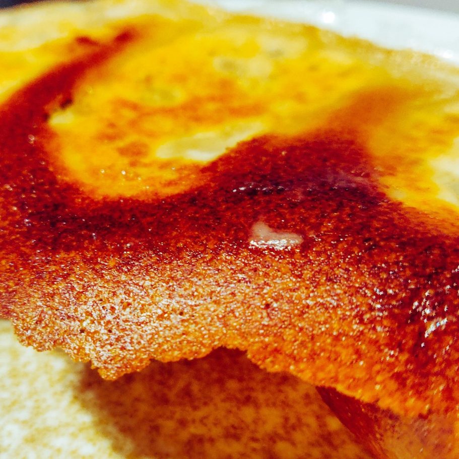 Gros plan d'un Gyoza fraîchement préparé pendant "l'atelier Gyoza"