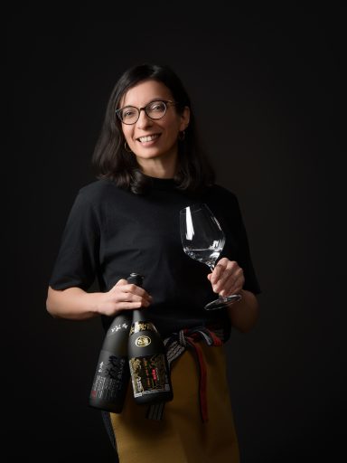 Karen et son Maekake jaune